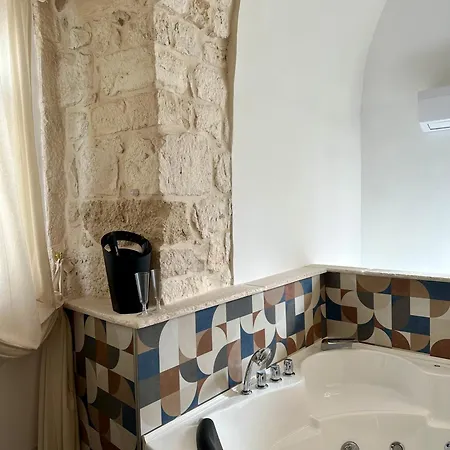 Amaranto Luxury 4* Cellamare